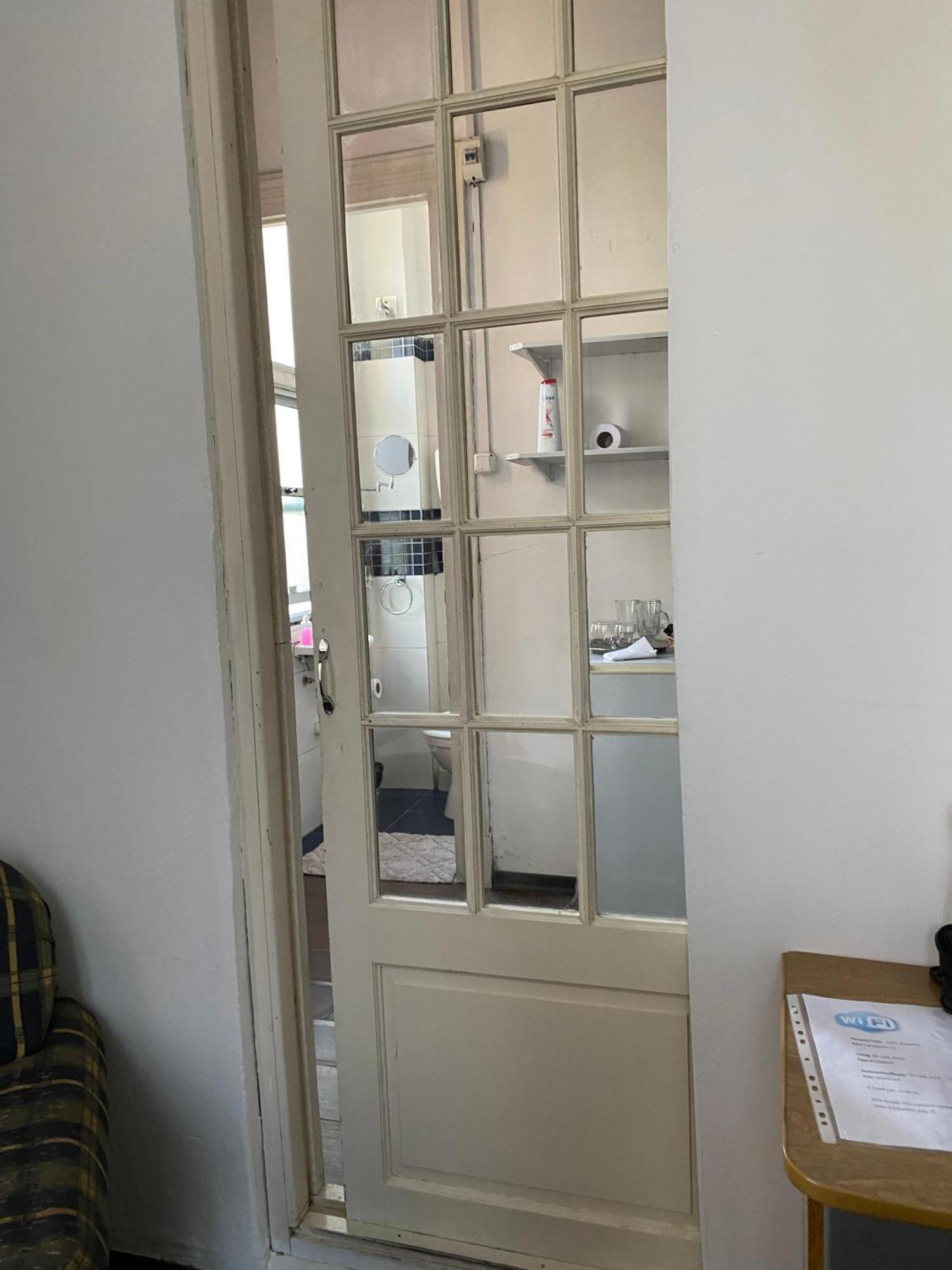 Quarto em Acomodações Particulares Edificio Quijano